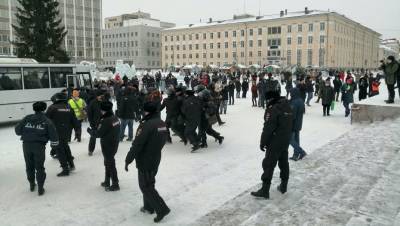 В Сыктывкаре задержали несколько десятков протестующих