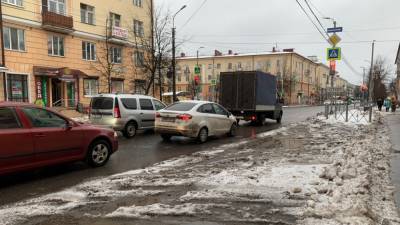 Незаконная акция в Великом Новгороде закончилась провалом