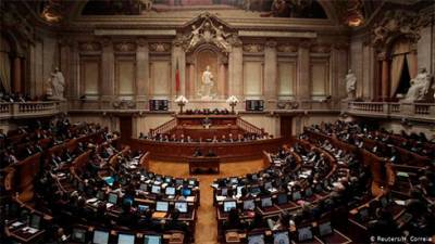Парламент Португалии одобрил закон о легализации эвтаназии