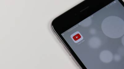 YouTube назвали оружием массового поражения в информационной войне против России