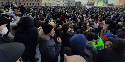 Госсекретарь США осудил подавление протестов в России