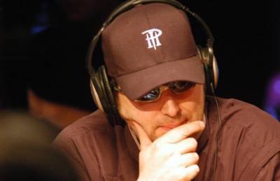 Легенду покера "кинули" на почти 2 млн долларов - 24tv.ua