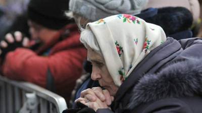 В начале осени 2021 года в Украине повысят пенсионные выплаты