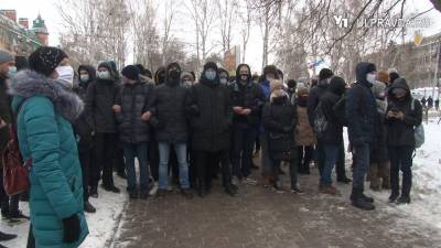 Унылый хоровод: большого протеста в Ульяновске не получилось