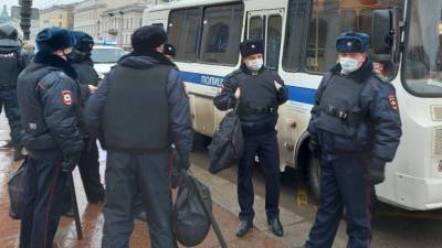 В "оппозиционных" чатах Москвы провокаторы призывают к расправе над полицией
