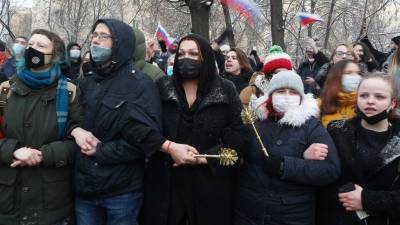 «Жизни не знают, несчастные»: москвички об участниках незаконных акций