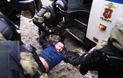 На акциях в поддержку Навального в России задержали более 3,8 тысяч человек