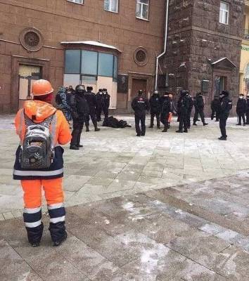 Сакральная жертва? В центре Москвы мужчина совершил самосожжение