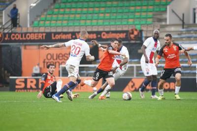 Лорьян обыграл ПСЖ в матче чемпионата Франции