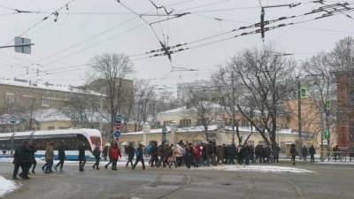 Общественник назвал хулиганскими мероприятиями незаконные митинги в РФ