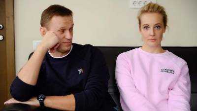 Супруга Навального вышла на свободу после задержания на незаконной акции