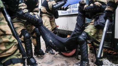 В России зафиксировали рекордное количество задержанных на акциях в поддержку Навального