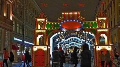 Власти Петербурга смягчили ограничения работы общепита с 4 января