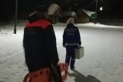 В Хабаровском крае травмированная сноубордистка попросила помощи спасателей