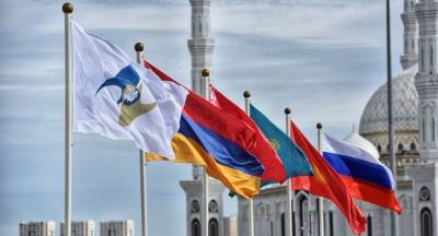 Казахстан принял от Белоруссии председательство в ЕАЭС