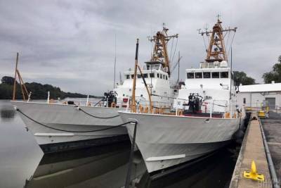 Командующий ВМС анонсировал прибытие в Украину катеров Island из США