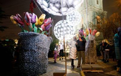 В атмосфере праздника: сколько стоят развлечения на главных зимних локациях Киева