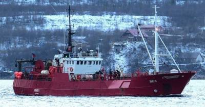 В Баренцевом море прекратили поиски погибших членов экипажа затонувшего судна "Онега"