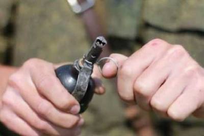 Пытался распилить взрывоопасный предмет: В Донецкой области госпитализировали подростка