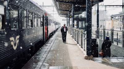 В Воронежской области пассажирский поезд насмерть сбил мужчину