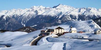 В Альпах в результате схода лавины погибли экс-банкир и его жена
