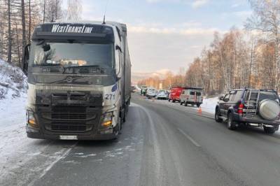 Инспекторы спасли автобус с детьми от столкновения с иномаркой - aif.ru - Москва - Челябинск - Южноуральск