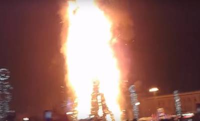 Пожар главной елки всполошил Одесчину, кадры: "Обычно радуются, а не поджигают"