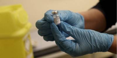 В Болгарии завили о побочных реакциях после прививки от COVID-19 вакциной Pfizer