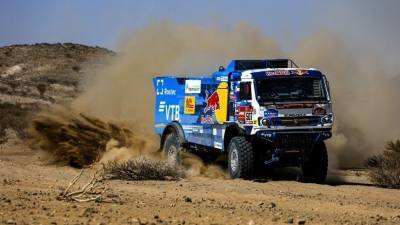 Экипаж «КАМАЗ-мастер» выиграл второй этап ралли «Дакар» в зачете грузовиков
