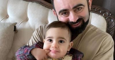Арам Арзуманян умилил видео первых шагов годовалого сына