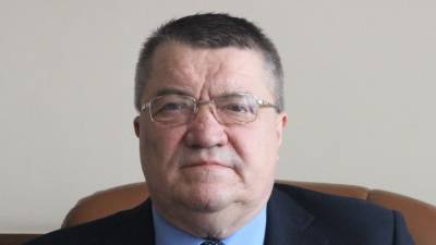 Заразившийся коронавирусом глава МЧС Крыма Шахов умер в госпитале