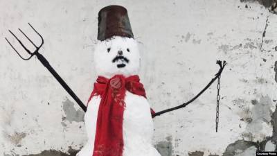 На Гомельщине составили протокол за снеговика с лозунгом «Жыве Беларусь!»