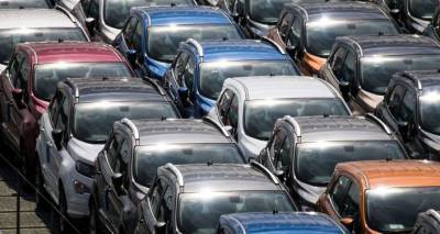 Покупатели не хотят ждать: какие машины в Латвии стали популярными в пандемию