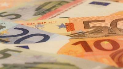 Евро назван лучшей валютой для хранения сбережений в наступившем году