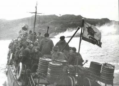 В этот день в 1942 году краснофлотский десант захватил Евпаторию после внезапной высадки