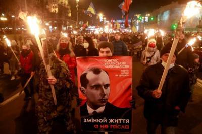 Посол Израиля в Украине назвал Бандеру пособником нацистов и осудил марш в его честь