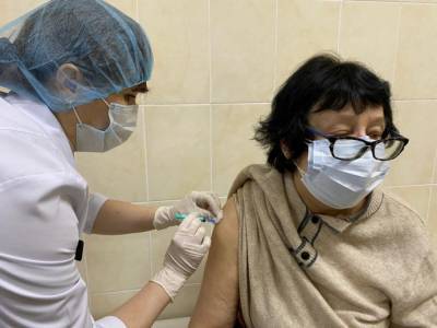 Петербуржцы пожаловались на отказы в вакцинации от коронавируса