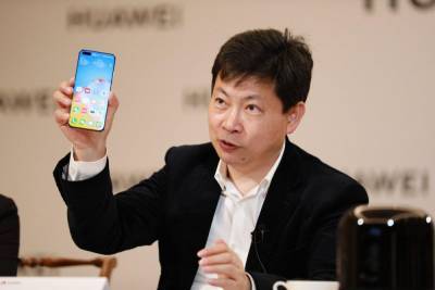 Huawei готова поделиться своей заменой Android со всеми желающими