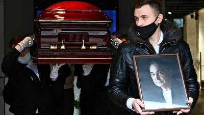 Звезду «Человека-амфибии» Владимира Коренева похоронили в Москве