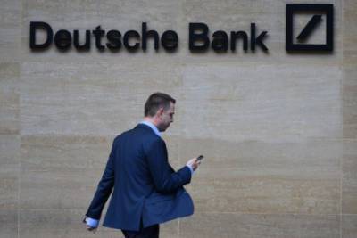 Украина одолжила более 300 млн долларов у Deutche Bank AG