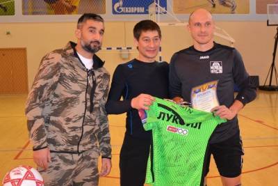 Александр Самедов наградил победителей рязанского турнира по мини-футболу