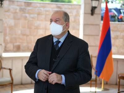 Президент Армении заболел в Лондоне COVID-19