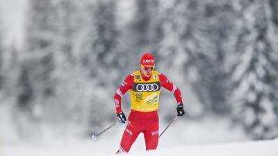 Александр Большунов выиграл гонку "Тур де Ски"