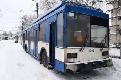 В Петрозаводск прибыли первые троллейбусы из Петербурга