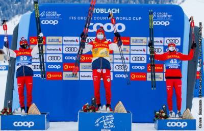 Российские лыжники заняли первые пять мест в гонке "Тур де Ски"