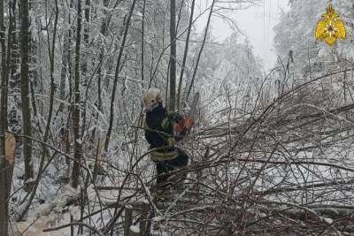 Спасатели борются с последствиями непогоды в Тверской области