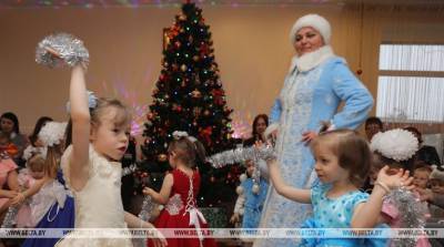 Участниками "Елок мира и дружбы" в Гомельской области стали более 650 детей