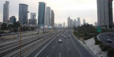 На шоссе между Нетанией и Тель-Авивом появятся первые в Израиле полосы со сменным направлением движения