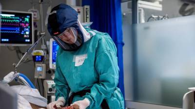 В Норвегии умерли двое привитых от коронавируса