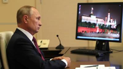 Путин призвал Правительство РФ решить проблему с аварийным жилым фондом
